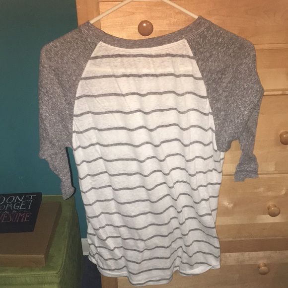 Forever 21 shirt - Picture 2 of 2